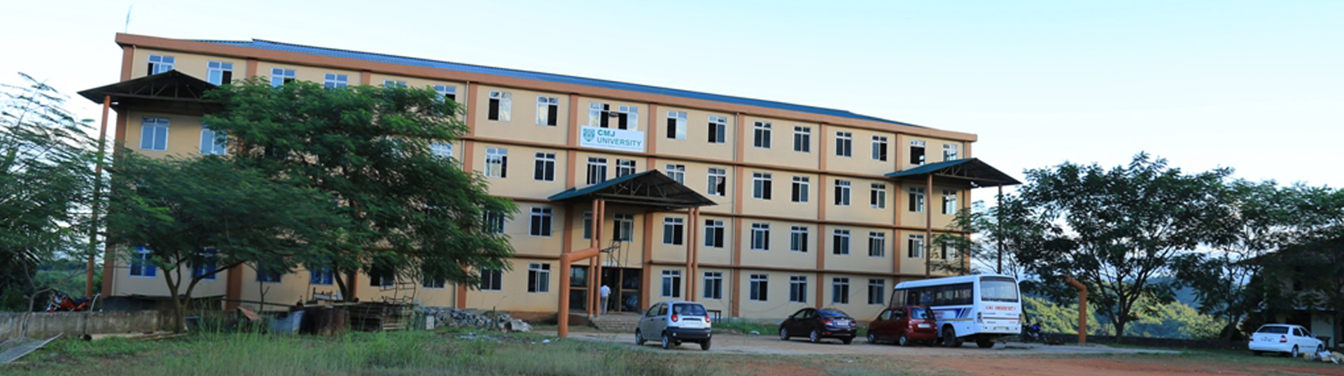 CMJ university computer lab 